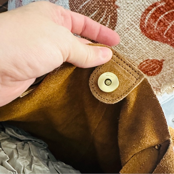 Haute Hippie suede hobo bag NWT - Picture 4 of 10